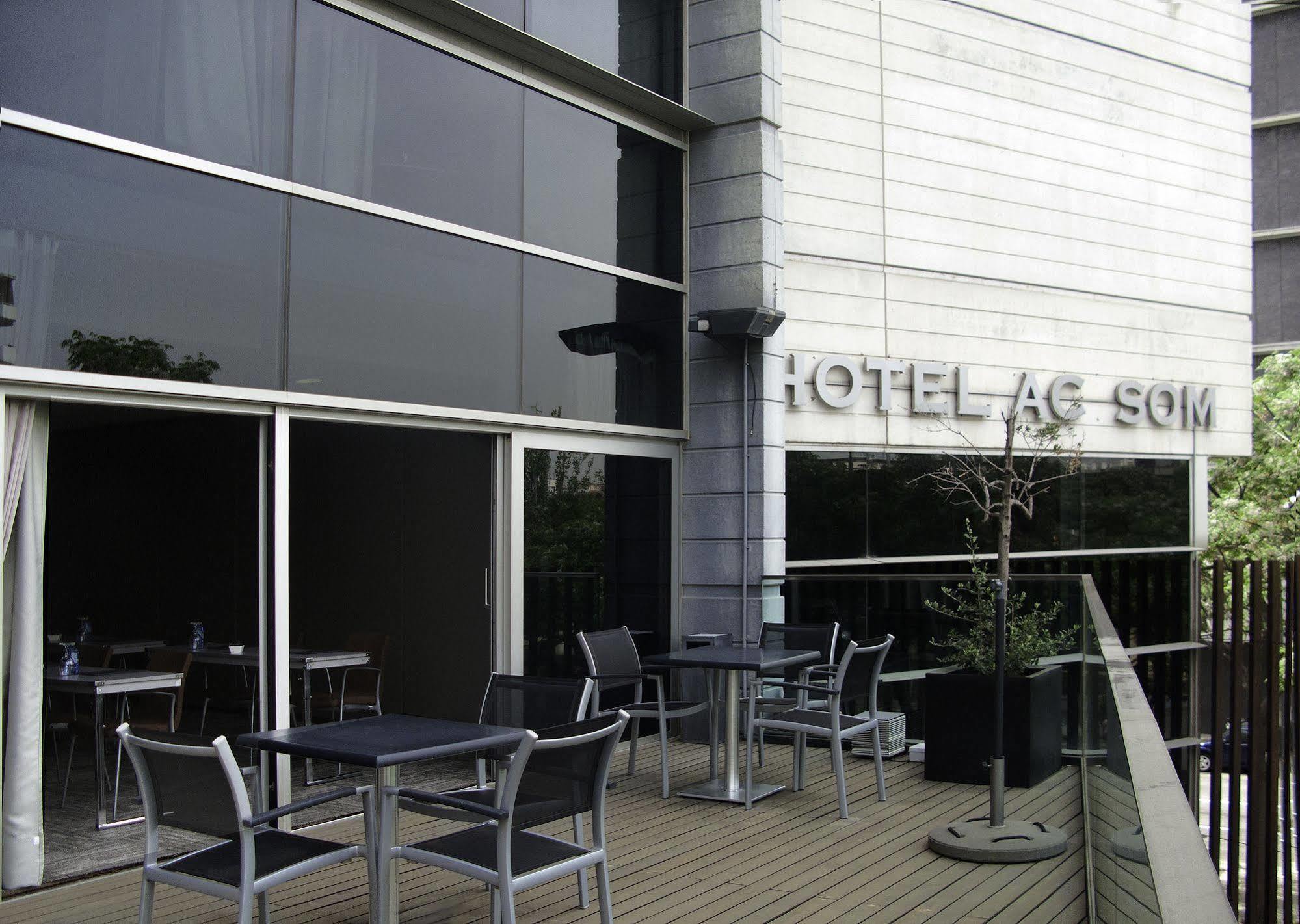 Ac Hotel Som By Marriott L'Hospitalet de Llobregat Exterior photo